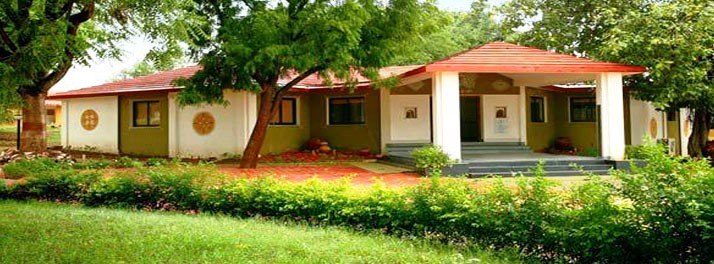 Tourist Village - Khajuraho 01.jpg